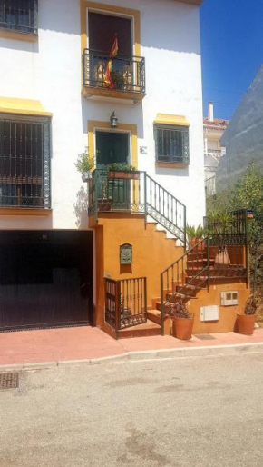 Excelente habitación en bonita y tranquila casa en Benalmadena pueblo